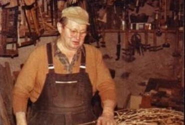 Jean Marie Rigaudière dit Janau Atelier Place Géraud Maigne Matelassier, scieur de bois et menuisier dans les années 70